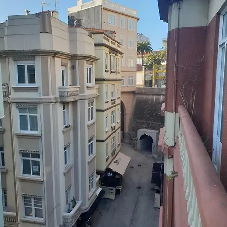 Loft , A 50m De Maria Pita Y Del Puerto Apartmán A Coruña